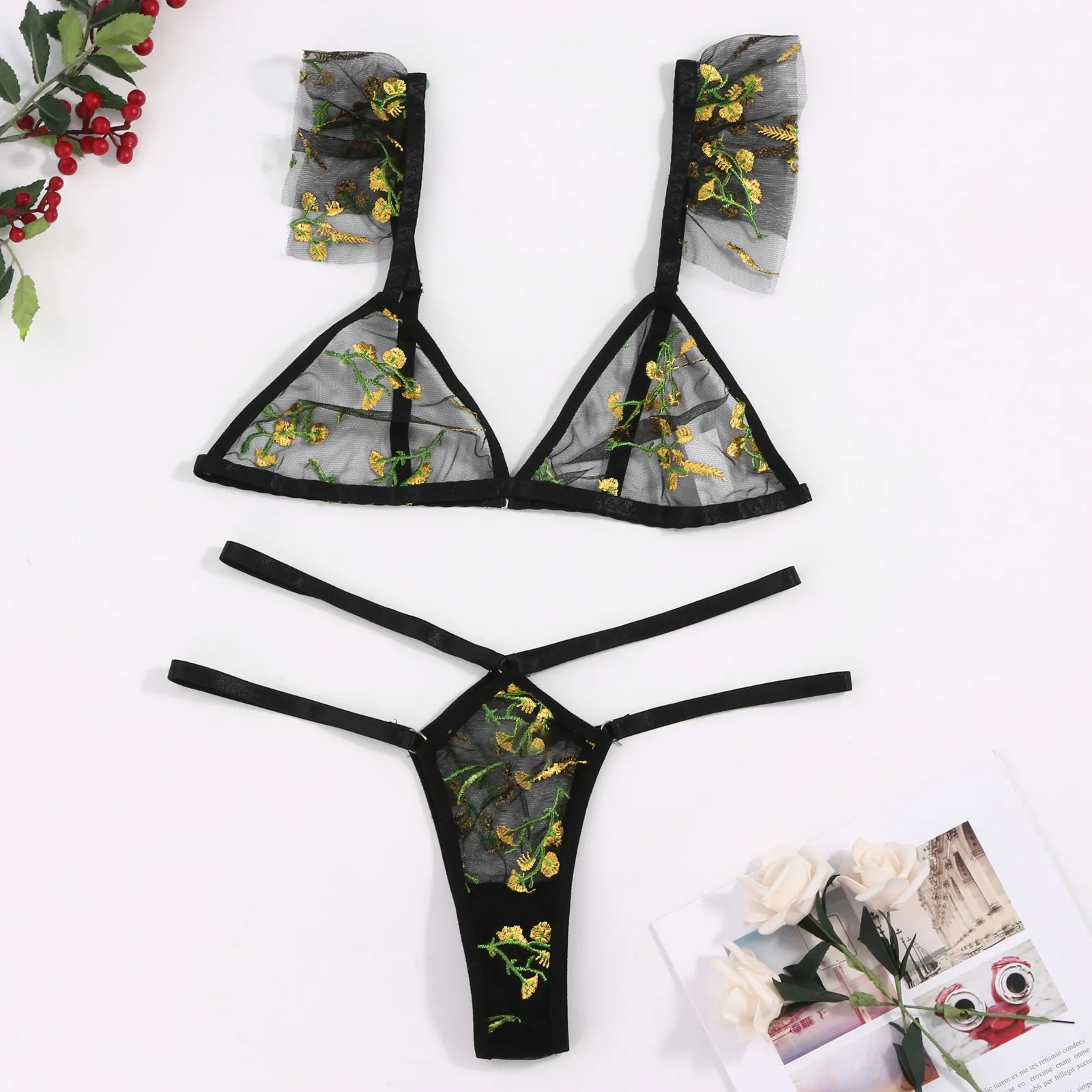 

Embroidery Erotic Lingerie Set Underwear For Sex Bralette Hollow Out Thong Lenceria Sensual Mujer Erotic Costume Women Underwear