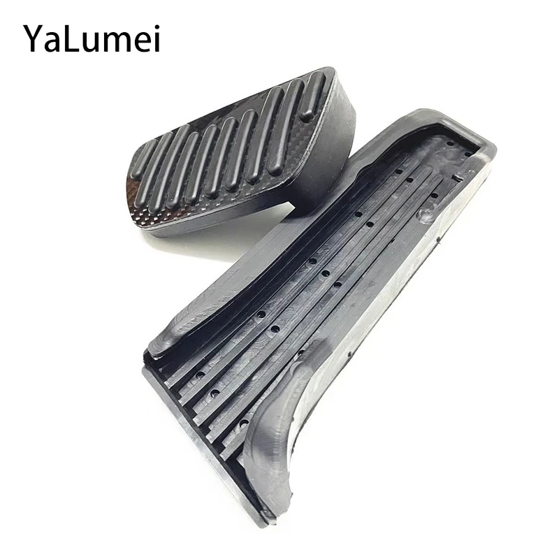 

NEW Carbon fiber Car Fuel Accelerator Brake Pedal Foot Pedals Pad Cover For Toyota Camry XV70 2018 2019 Avalon RAV4 2019 2020