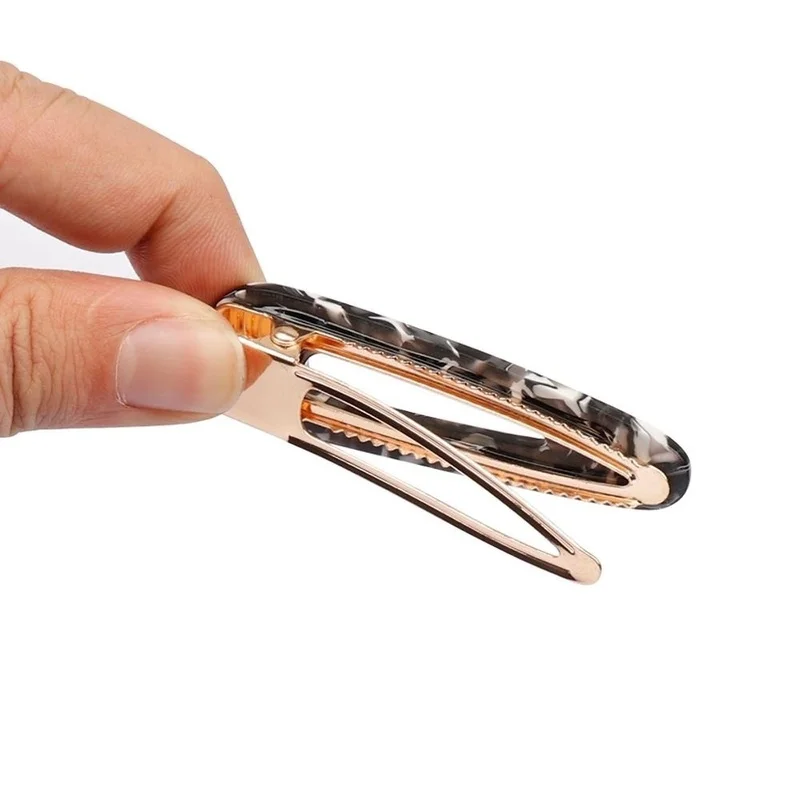 Боковая заколка для волос с мраморной текстурой и леопардовым принтом в японском