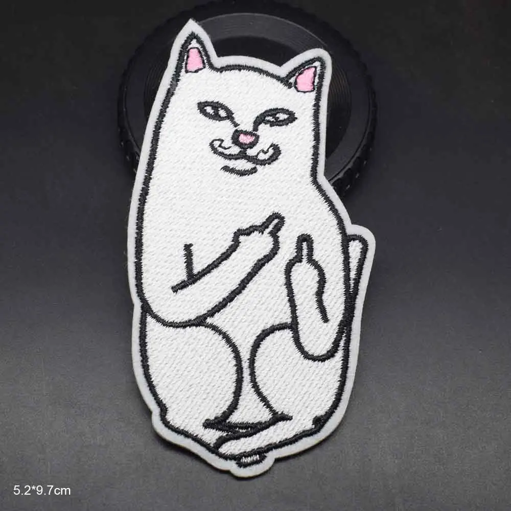 Нашивка для одежды с вышивкой кошкой |