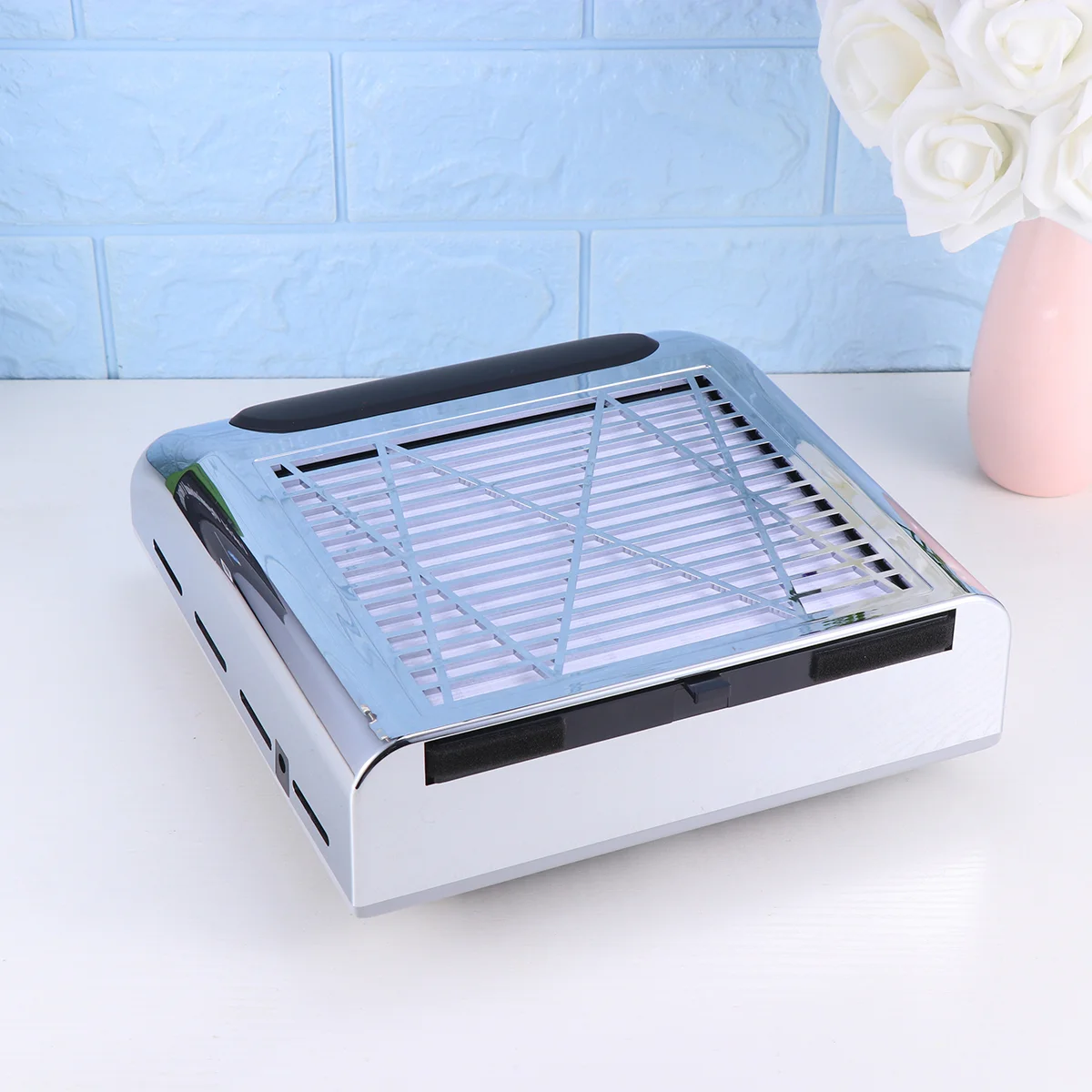 

1Pc Professional 80W Nail Art Dust Collector Vacuum Cleaner No-spilling Filter Device Nail Dust Collector with UK Plug (White)