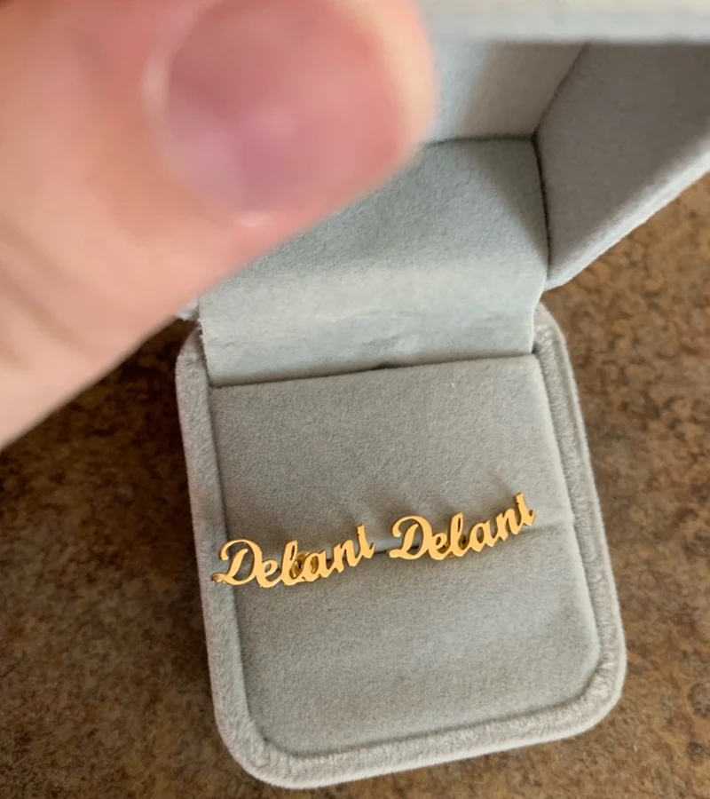 Индивидуальные серьги с именем персонализированные инициалами милая табличка