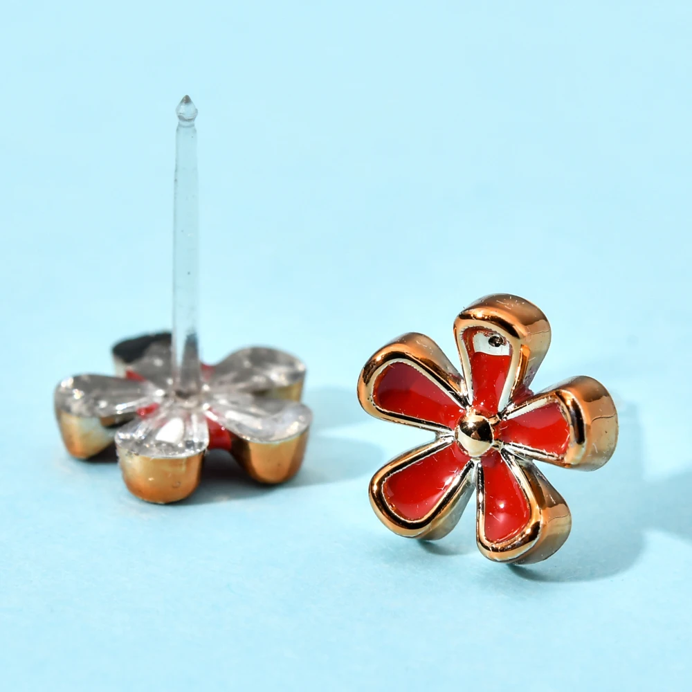 18 парт/лот Маленькие искусственные девушки Геометрические Квадратные сердца