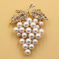 grapes brooches gold color imitation pearl brooch rhinestone for wedding bridal dresses hijab clip scarf buckle pins hot sell