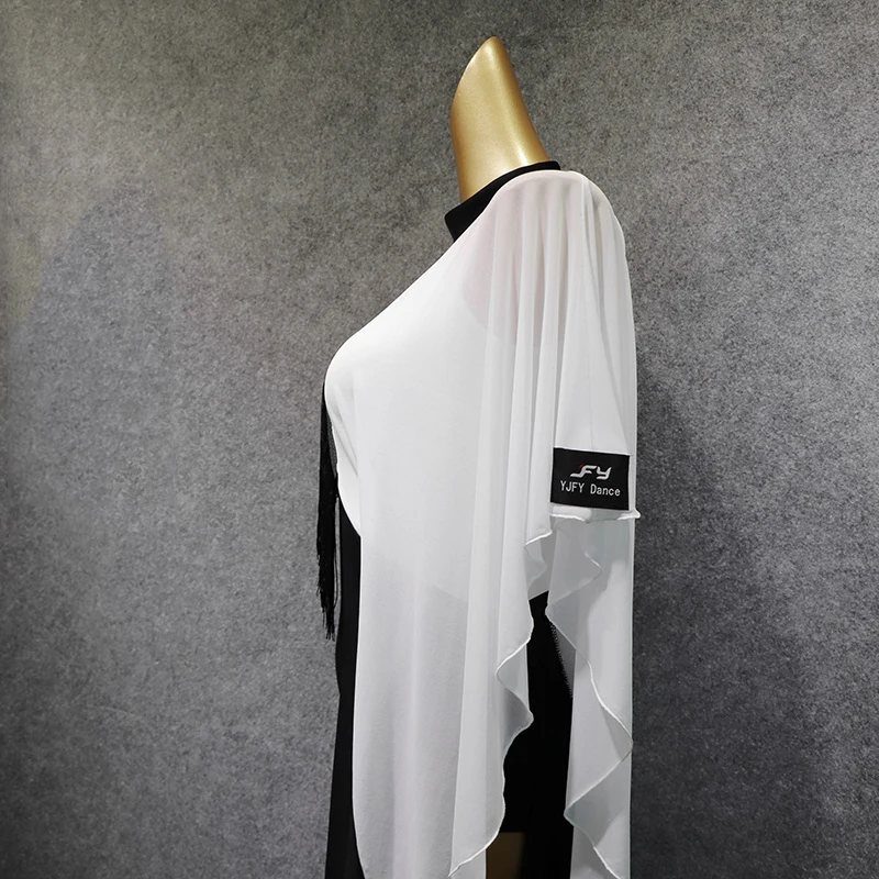 Женское платье для латиноамериканских танцев черно-белое с бахромой