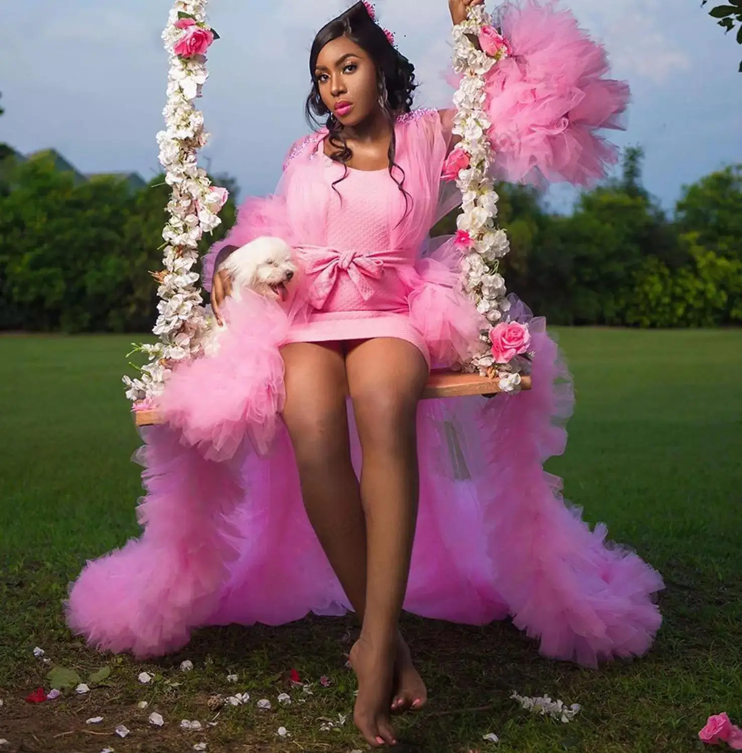 

Puffy Pink Women Party Dresses robes Illusion Ruffles Photoshot Party Gown Long Prom Gowns See Through Custom