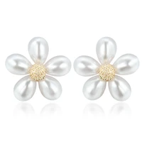 ladies flower pearl earrings fashion personality earrings send girlfriend birthday gift party wedding earrings