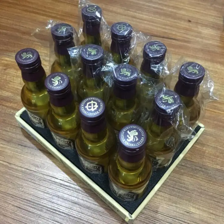Новинка 2в1 зажигалка Wiskey открывалка для бутылок ветрозащитная и многоразовая