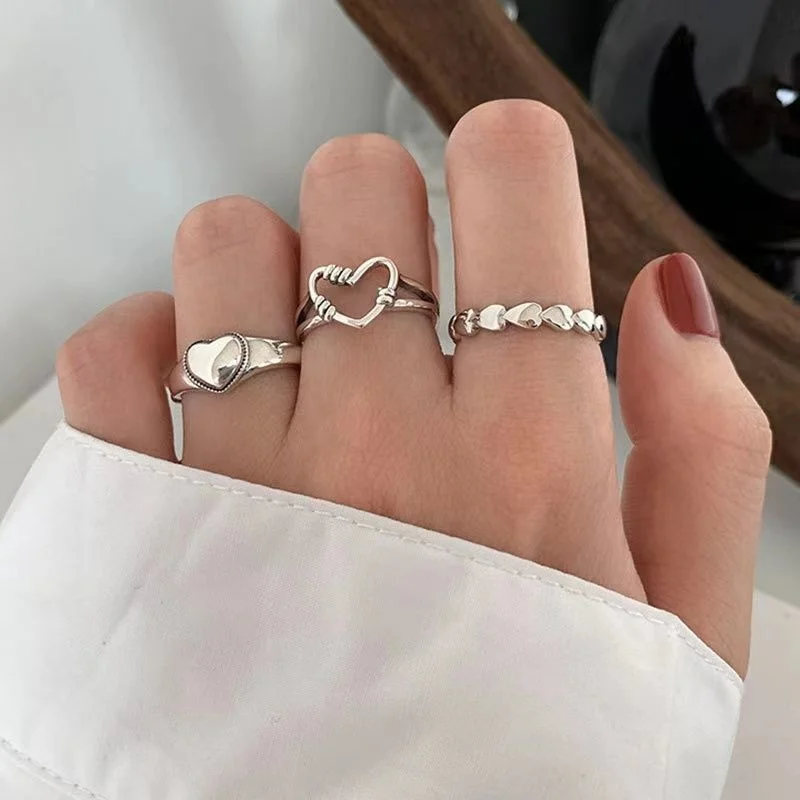 

Hollow out love ring female ins non fading opening adjustment net popular student minority design advanced feeling cool wind