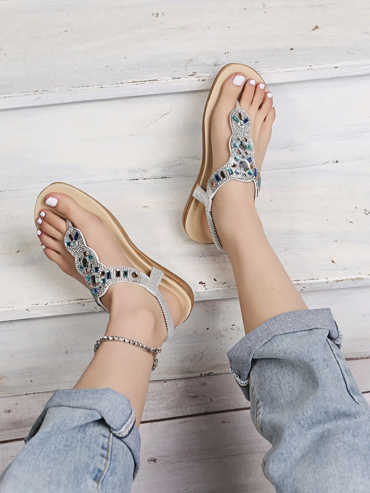 

VMTI 2021 Summer New Fashion Rhinestone Flip-Flop Flat Sandals Women's Low-Heel Open Toe Elastic Band Casual Women's Sandals