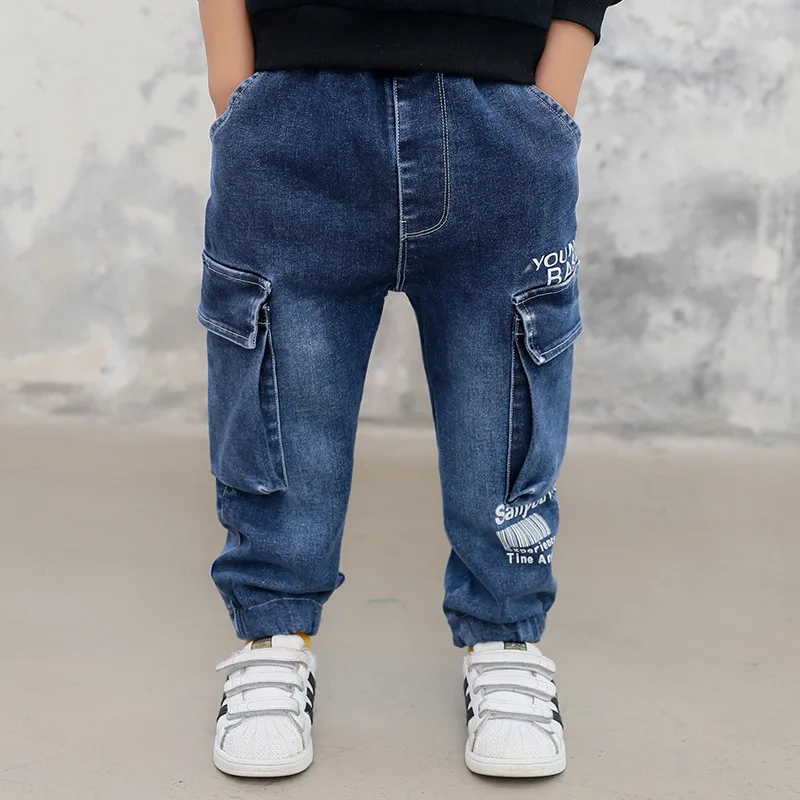 

Демисезонные Свободные повседневные длинные джинсовые брюки для мальчиков, детские джинсы с большими карманами, женские длинные брюки