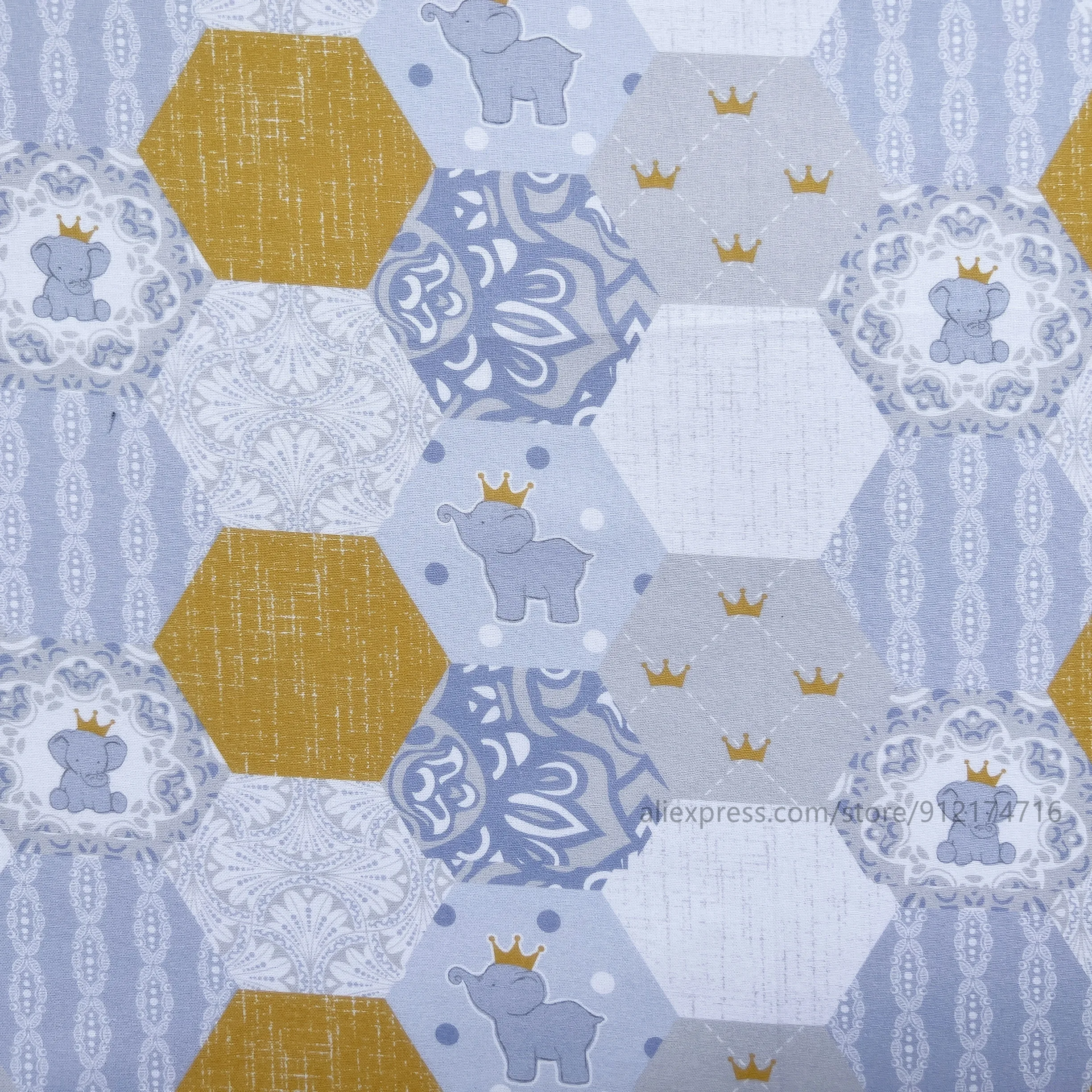 Хлопковая ткань в стиле пэчворк с изображением милого слона 50x110 см детский