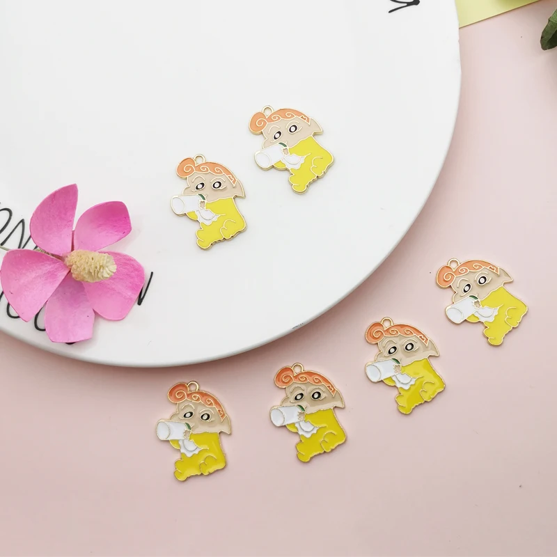 

10pcs Baby Drinking Milk Enamel Charms Gold Tone Cartoon Girl Alloy Pendants Fit DIY Jewelry Earring Bracelet Accessories YZ803