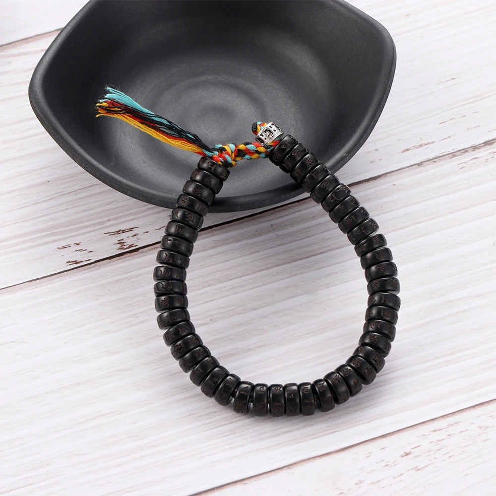 Браслет мужской плетеный из хлопковой нити с бусинами кокосовой ракушки |