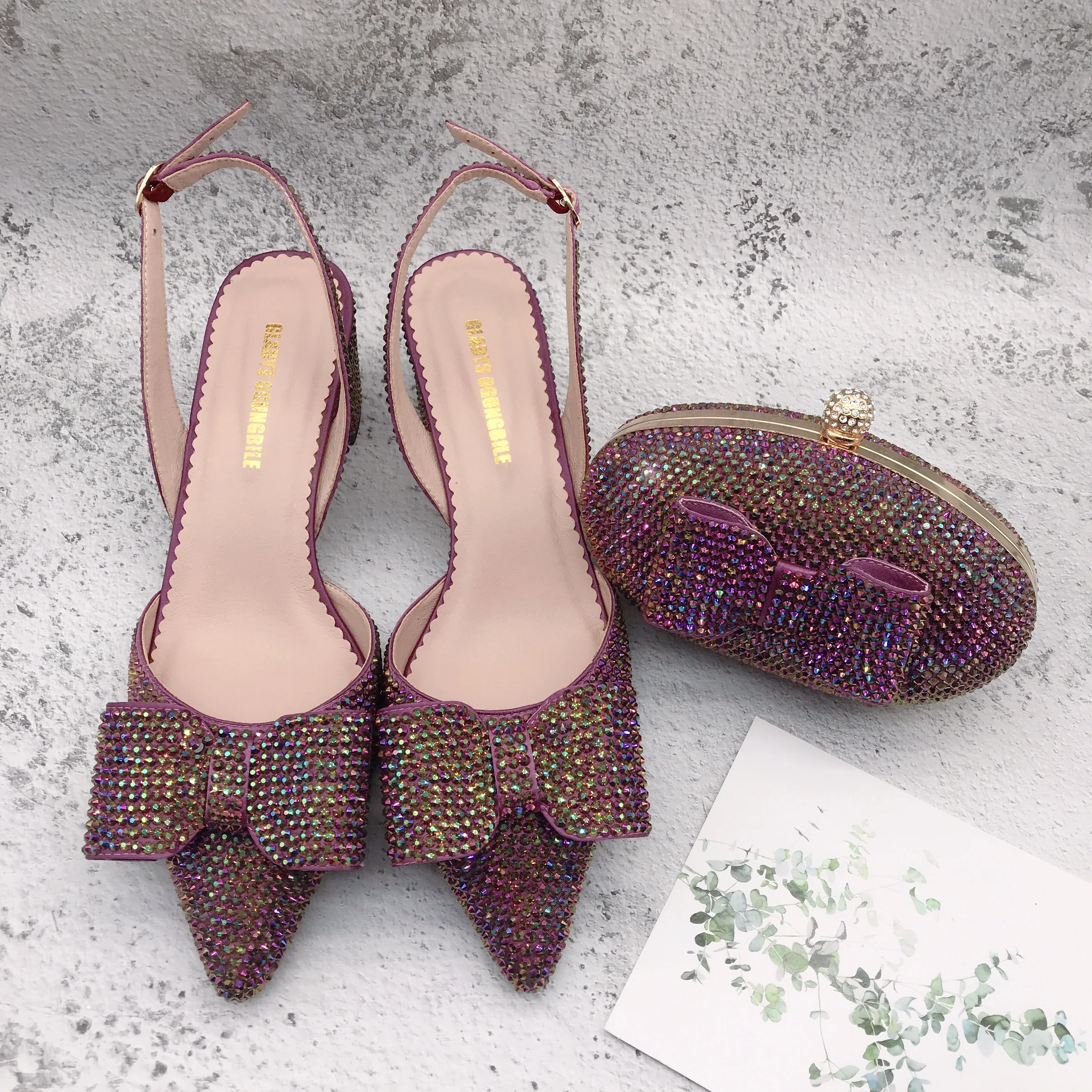 Изготовленный на заказ ручной работы сливы кристаллы Женский комплект из обуви и