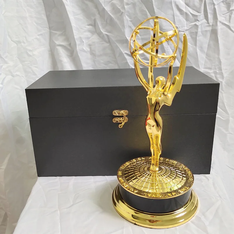 

29CM 39CM Emmy Trophy Replica Souvenirs Famous TV Awards Emmy Award Cup Souvenir Metal Trophies with Gift Box Home Furnishings