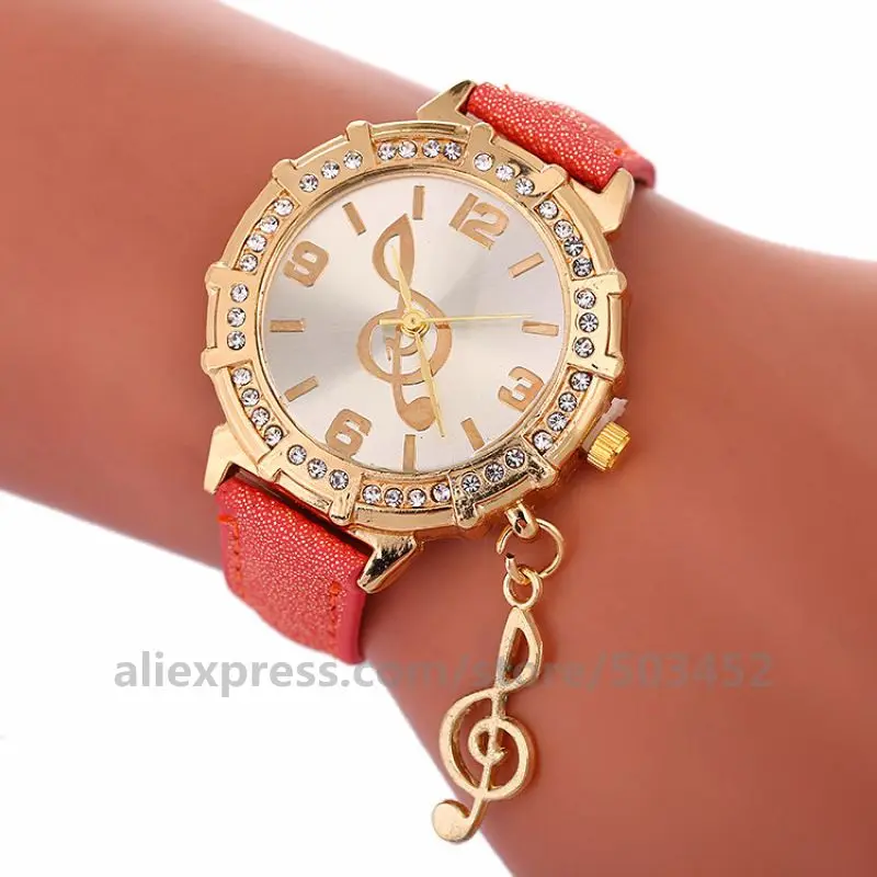 100 шт./лот 919070 женские часы с кожаным ремешком музыкальные подвеской наручные