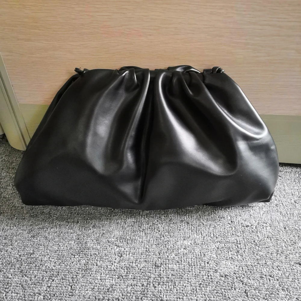 Women Simple Dumplings Messenger Bag Designer Retro New Fashion Cloud Female Crossbody Shoulder Bag Tide Handbag Clutch Bag