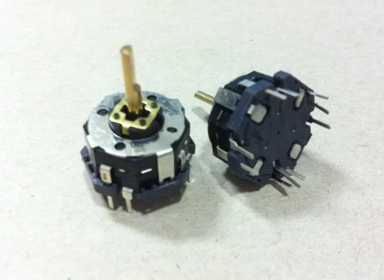 Переключатель-джойстик ALPS RKJXT1F с поворотным энкодером и 15 положениями в комплекте 5 штук.