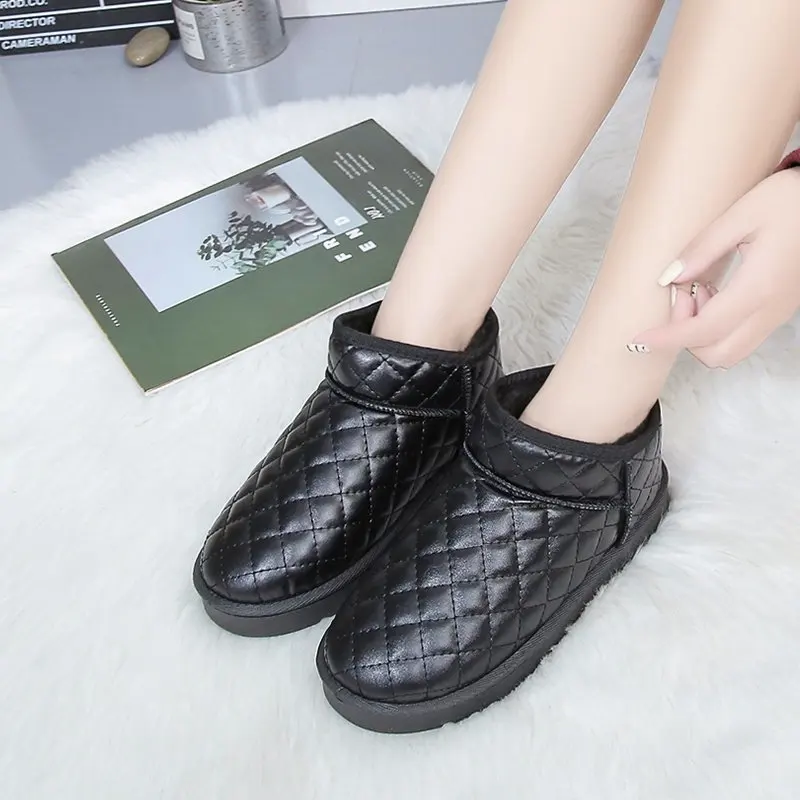 

Women's Boots Fashion Simple and Comfortable Snow Boots Women's Plush Winter Boots Women's Warm and Ankle Winter Shoes