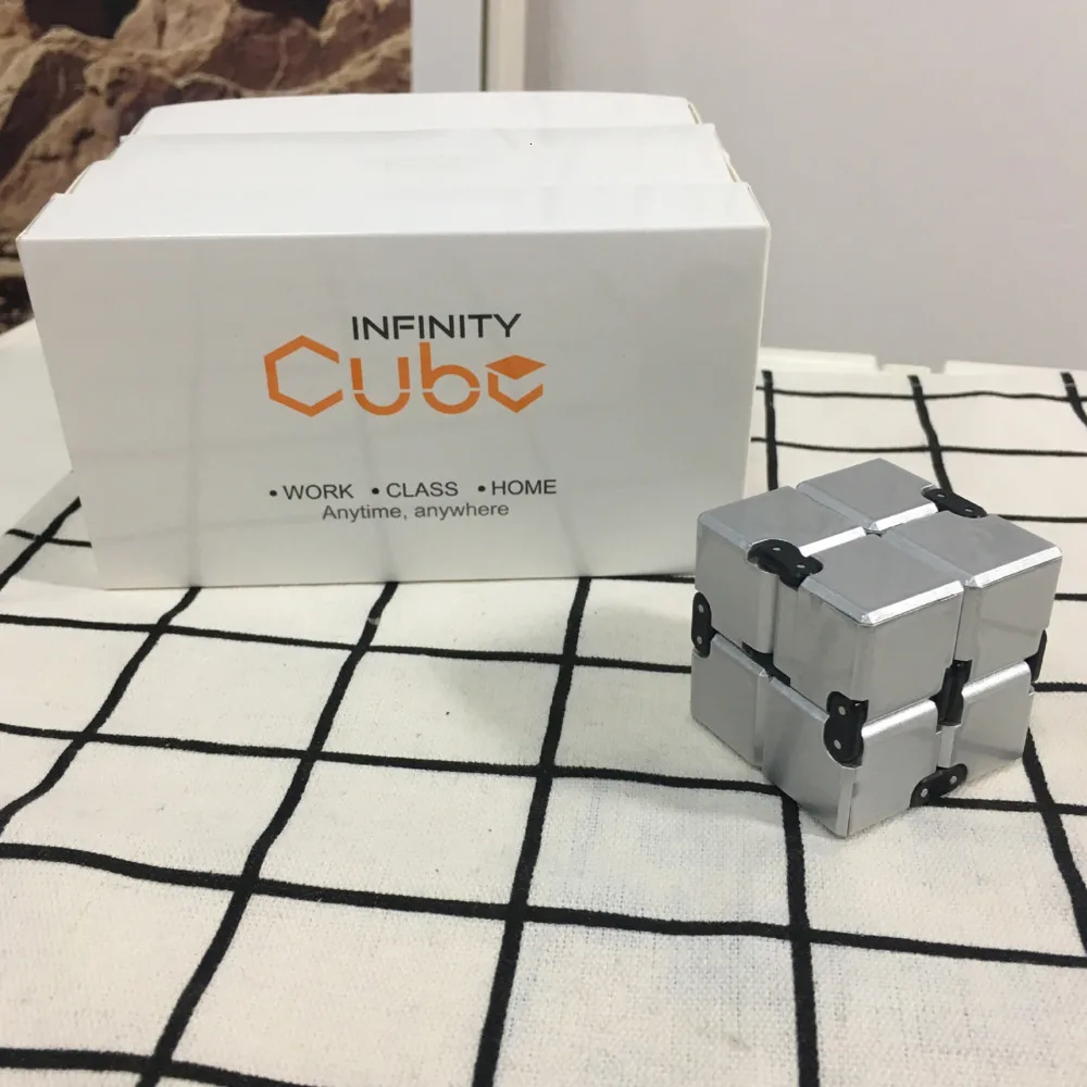 Оригинальная игрушка Neo Infinity Magic Cube Finger Офисная откидная кубическая головоломка