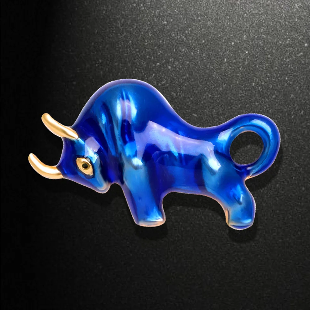 

Brooches For Women Korean New Enamel Fight Ox Cattle Men Bull Animal Party New Year Brooch Fashion Pins Gifts Badges