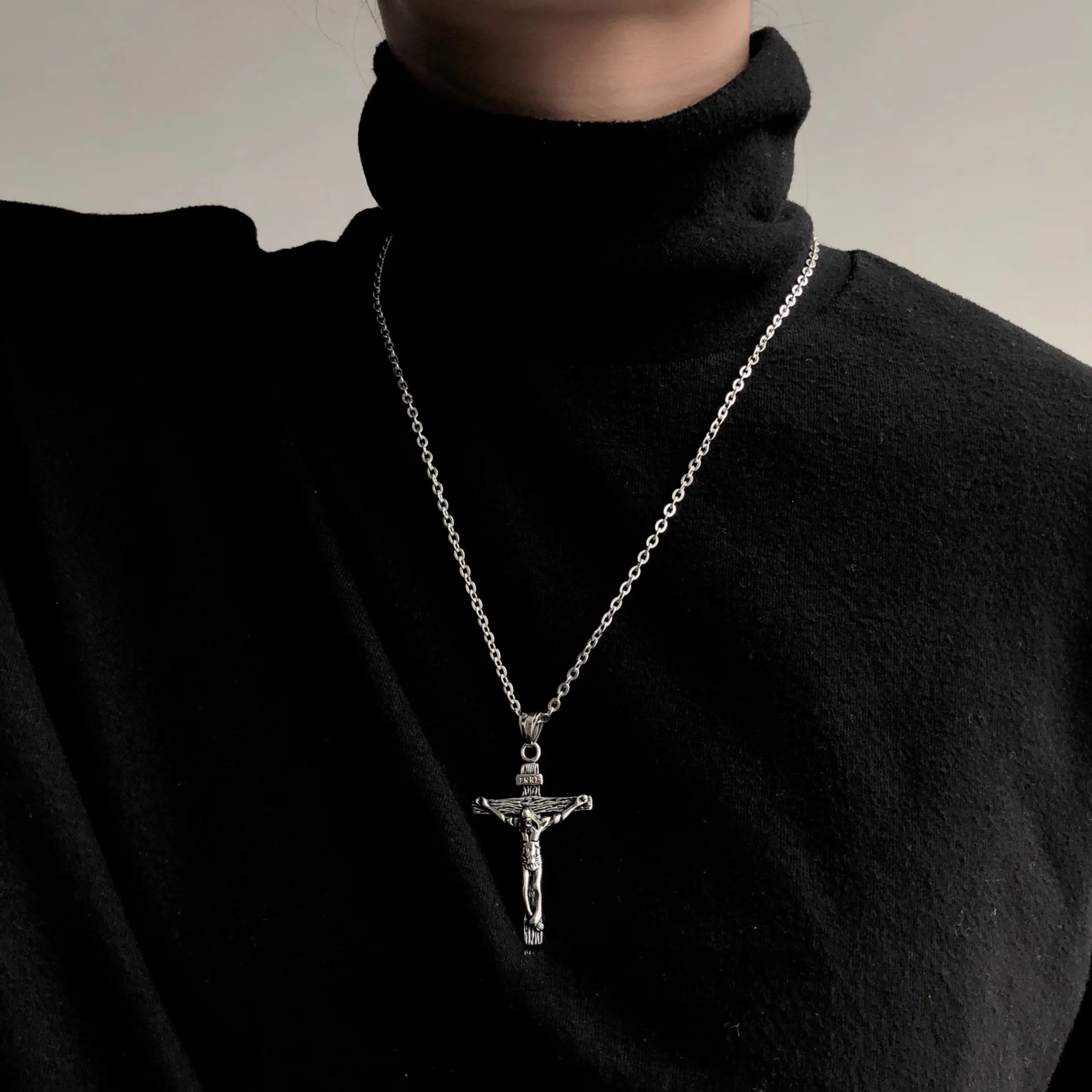

Jesus Cross Stainless Steel Necklace Pendant Character versatile Hip Hop jewellery Mens Necklace Chain Choker Gift For Women