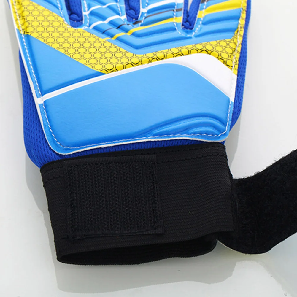 

Kids Children Anti-slip Football Soccer Training Goalkeeper Protection Gloves Outdoor Sports Accessories