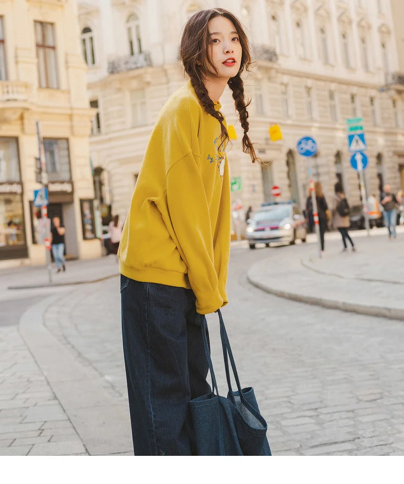 INMAN Autumn New Arrival Cotton Blending O-neck Fashion Cute Print Loose All Matched Women Sweatshirts