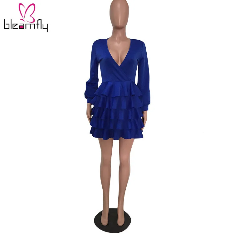 Осеннее женское платье с каскадными оборками бальное v образным вырезом и