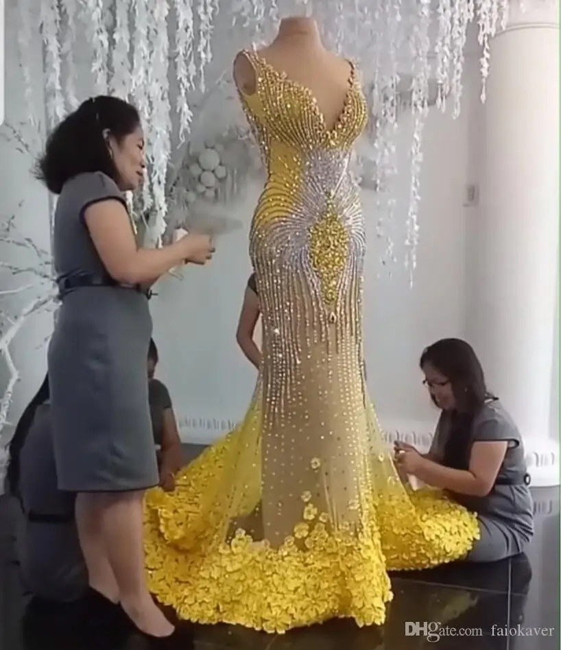 Yellow Lucury Beaded  Evening Dresses V Neck Illusion Back 3D Floral Mermaid Prom Dress Custom Made Formal Party Dresses