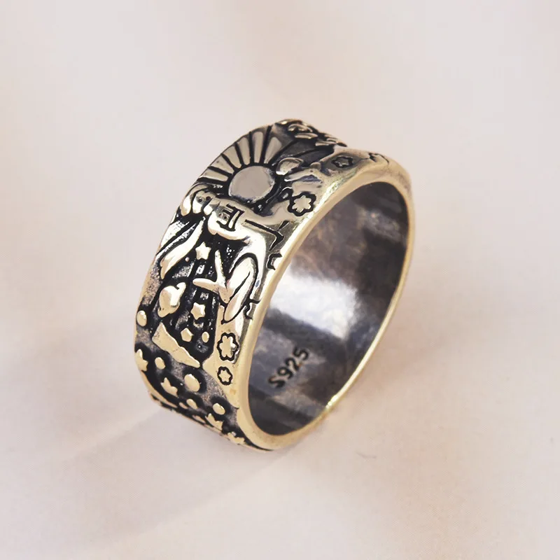 

New Series of engraved coins ring, antique gold and silver two-color Royal Small Prince Ring Men and women stainless steel ring