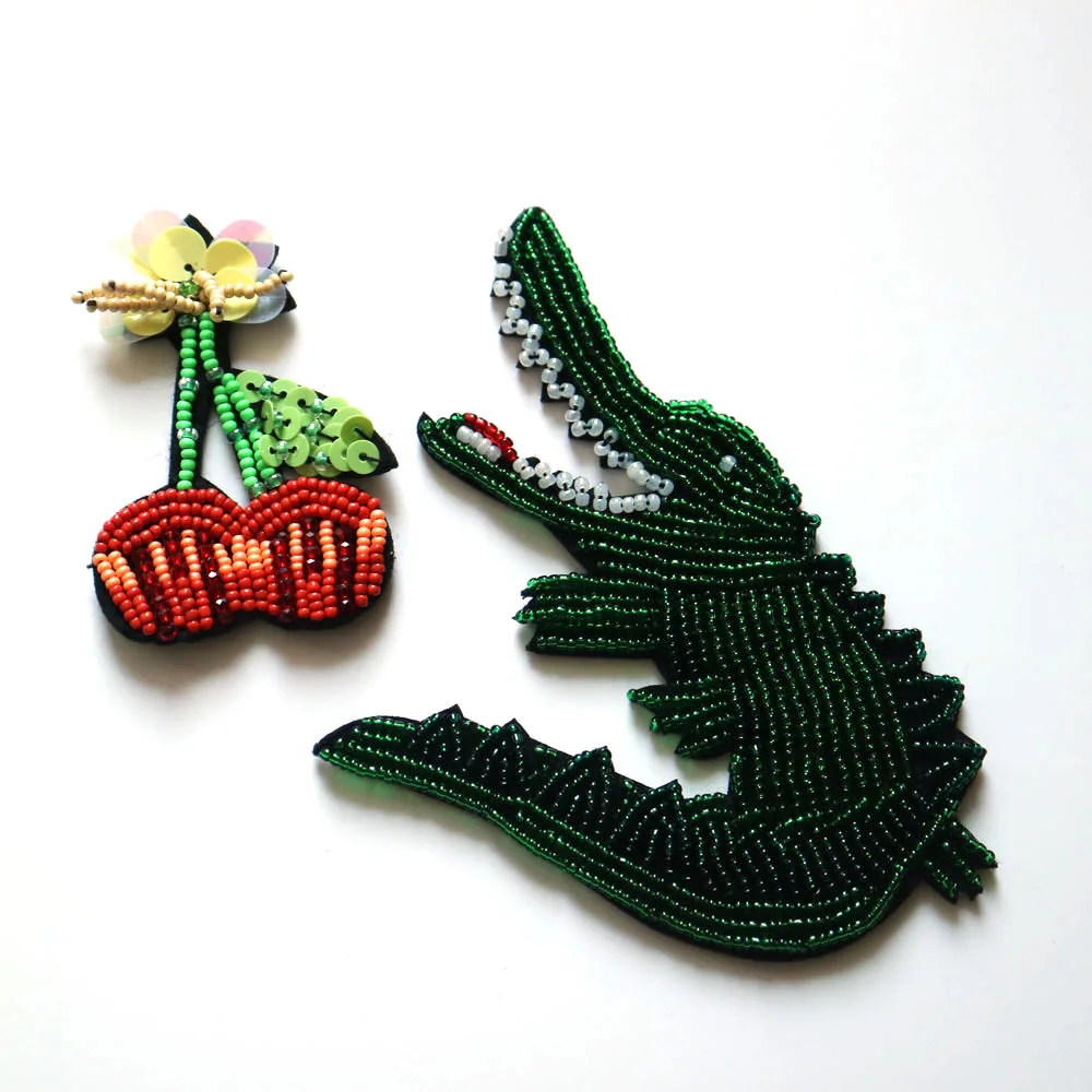 

Fashion cherry Rhinestone beaded Patches for clothing Embroidery Sequin applique animal parches ropa DIY Sewing Embroidery badge