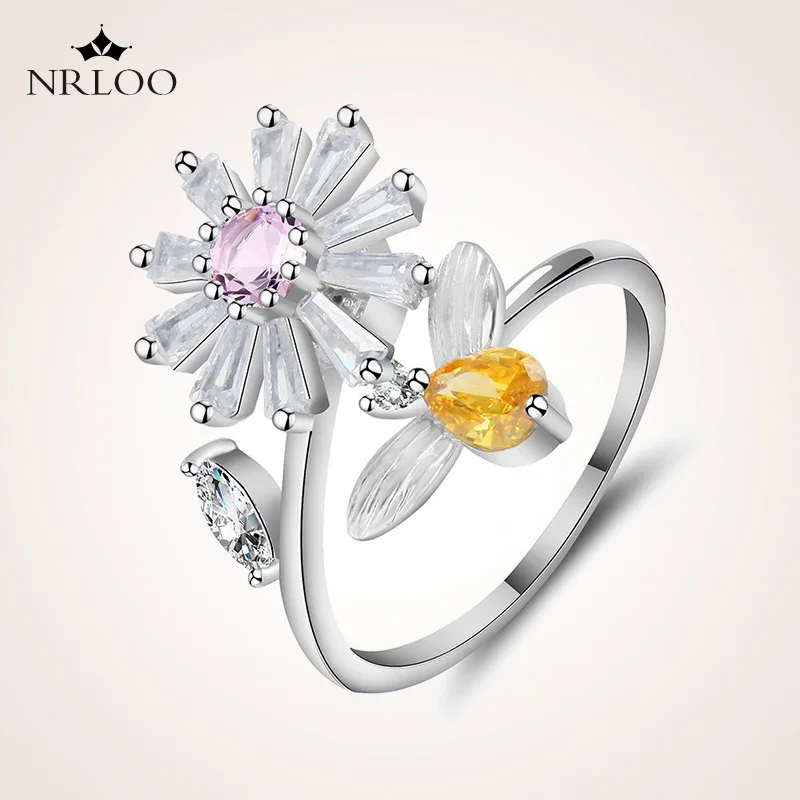 

Lovely Crystal Bee Small Daisy Rings For Women Adjustable Rotating Simple Natural Zircon Silver-Plated Engagement Girly Ring