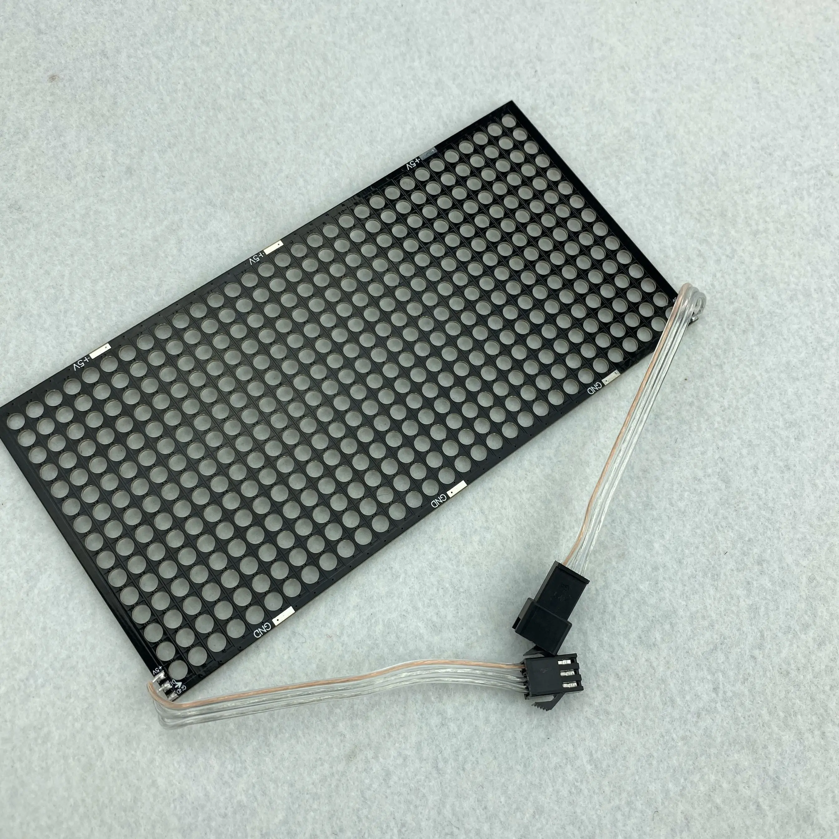 P5mm P9823F IC; SMD 18*32 пикселей светодиодный адресуемый жесткий панельный светильник, размер: 90 мм* 160 мм, DC5V вход; Черная печатная плата