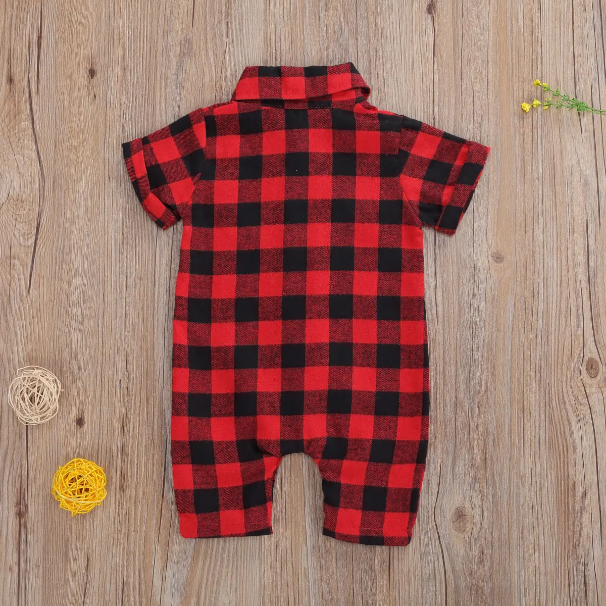 

Newborn Infant Baby Short Sleeve Lapel Plaid Romper Fashion Short Sleeve Pocket Buttons Jumpsuits for Baby Girls Boys