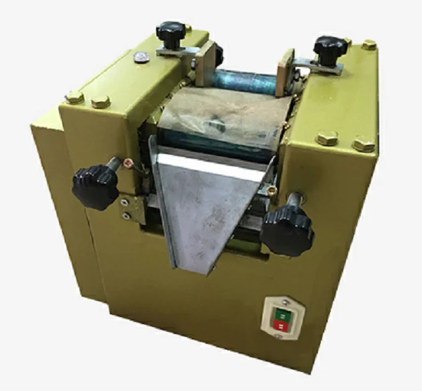 Трехвальная шлифовальная мельница для лабораторных применений ролик 125 мм 5 кг/ч