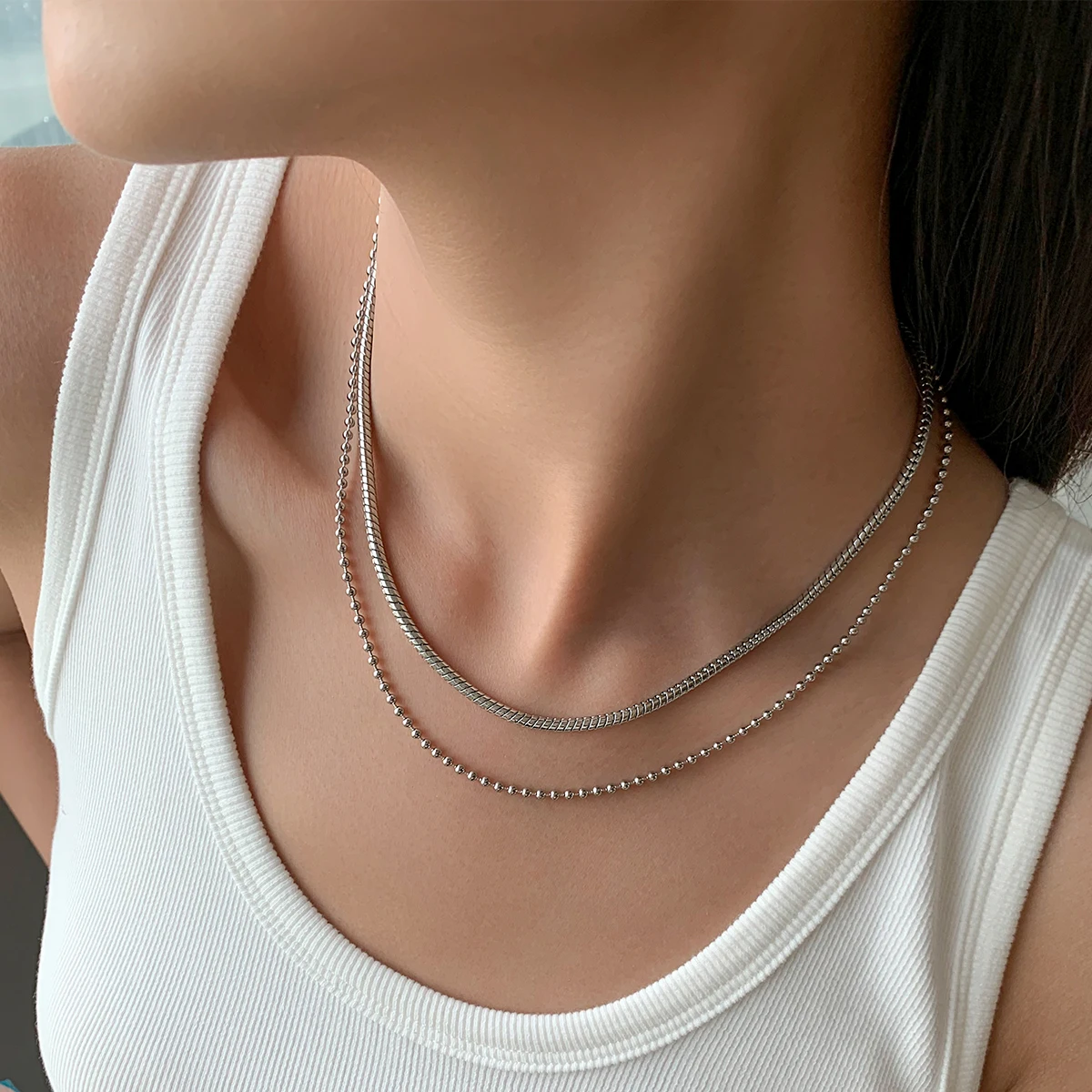 

Design sweet cool personality round bead necklace female niche clavicle chain 2021 new necklace