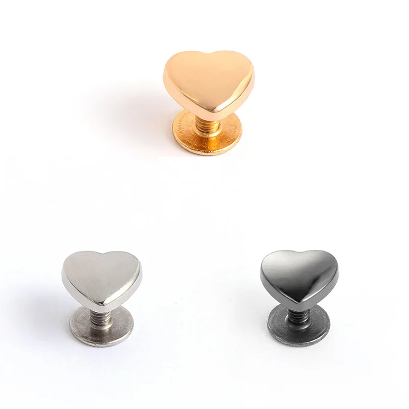 10 комплектов/упаковок сердцевидных металлических винтовых заклепок с задней резьбой для кожаных шипов, гвоздей, ремесел, поясов, кошельков, сумочных декоративных фурнитур.