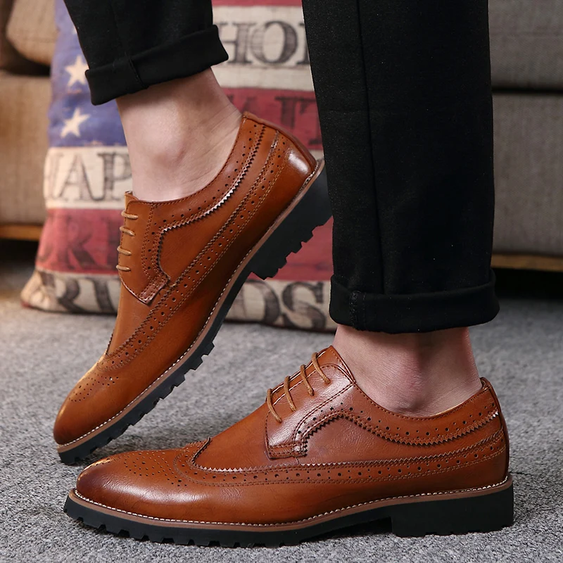 

FIXSYS Leather Men Business Formal Shoes Lace-up Dress Oxfords Classic Brogue Shoes for Man Fashion Wedding Office Shoes Zapatos