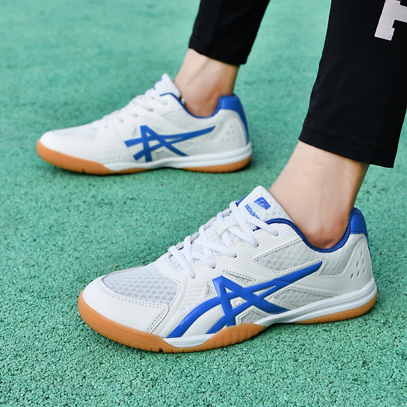 

Training Badminton Shoes Women Quality Tennis Trainer Men Big Size 35-45 Luxury Badminton Shoes Couples Volleyball Sneakers 618