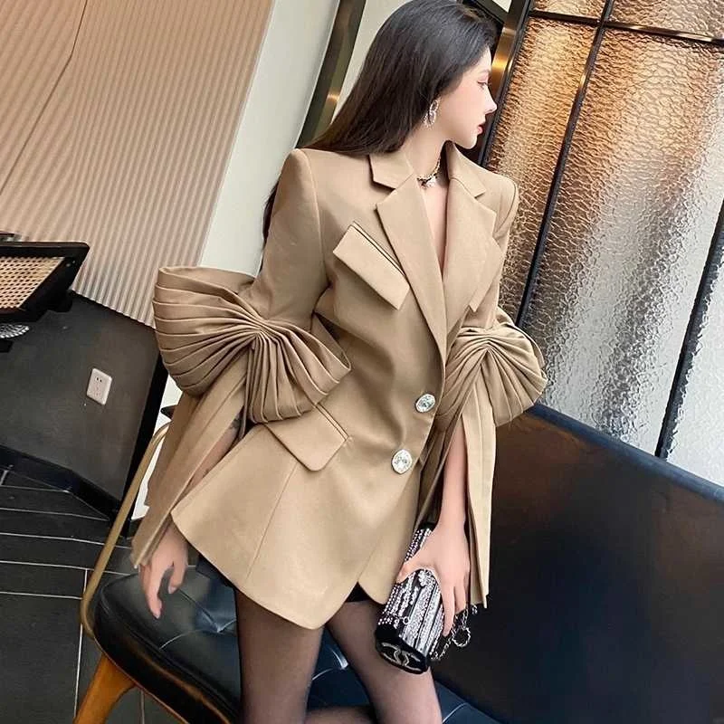 

Nowsaa Elegant Trendy Design Ladies Clothing 2021 Tide Autumn Japan Korean Chic Pleated Khaki Coats Modern Lady Outerwear Jacket