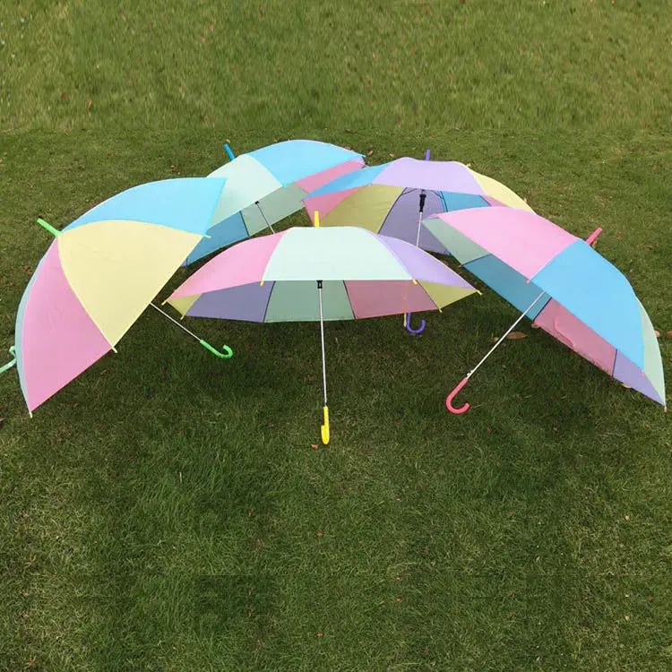 

Креативный детский Радужный зонтик с длинной ручкой, матовый детский Радужный зонтик для шоу в детском саду, маленький зонтик ярких цветов