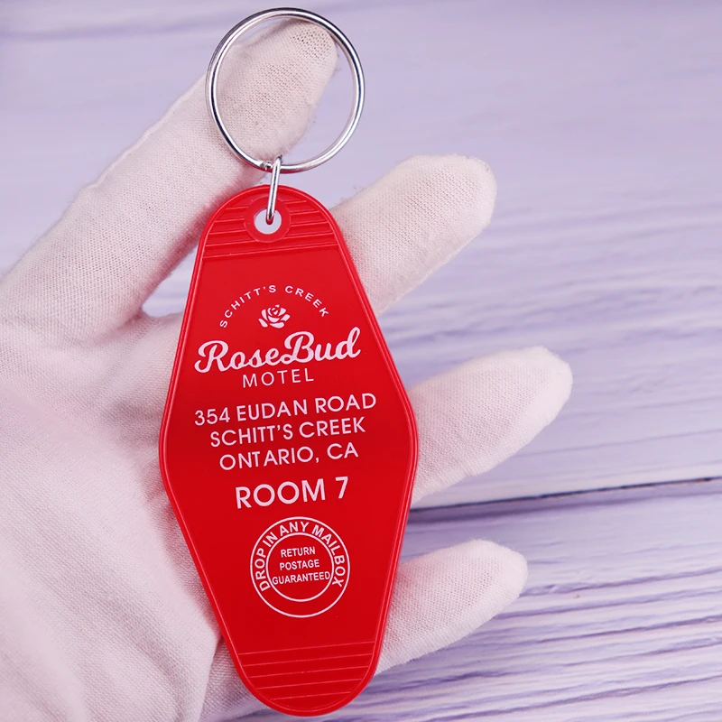 Брелок для ключей Rosebud Motel эмалированная булавка красная роза аксессуары