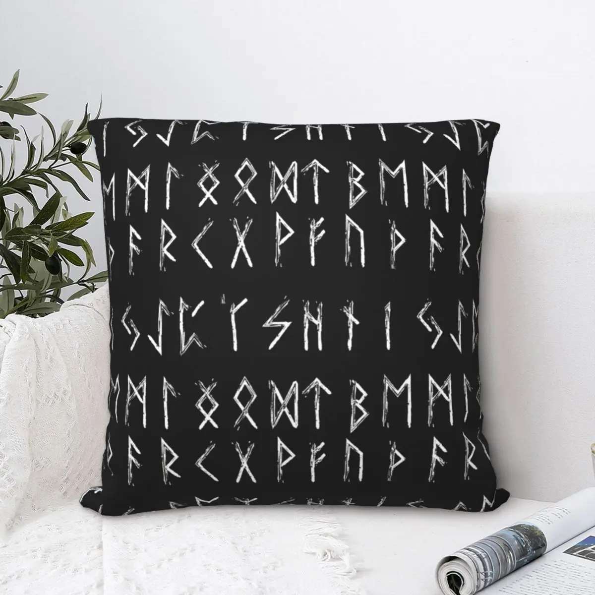 

Чехлы для подушек Futhark Runes
