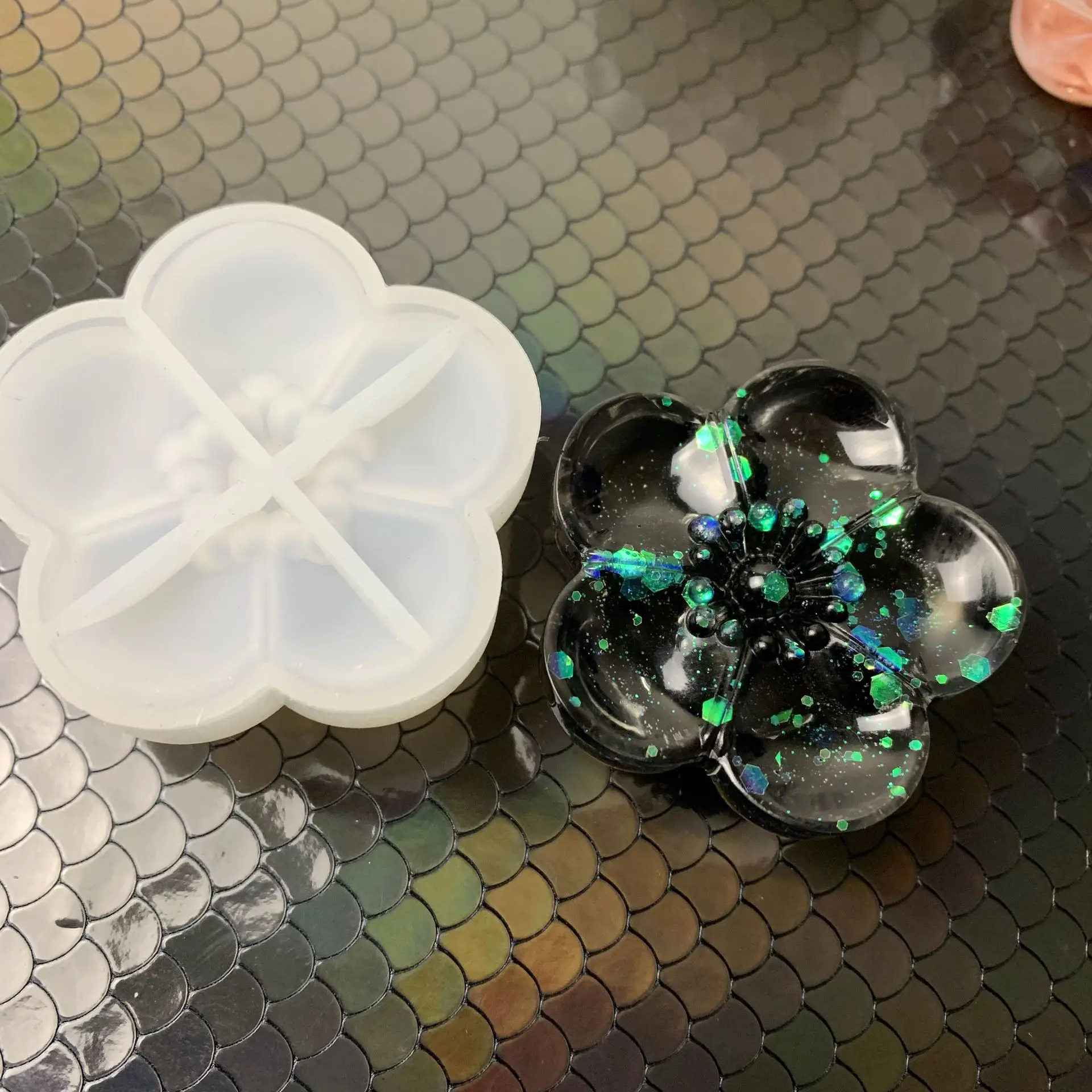 

Transparent 3D Cherry Blossom Silicone Mould Diy Epoxy Manual Aromatherapy Plaster Molds Jewelry Making Tools