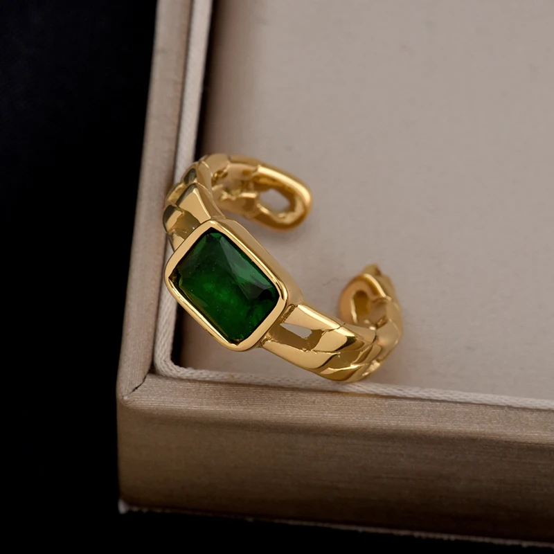 

Stainless steel European and American retro minority emerald ring light luxury high sense adjustable open ring