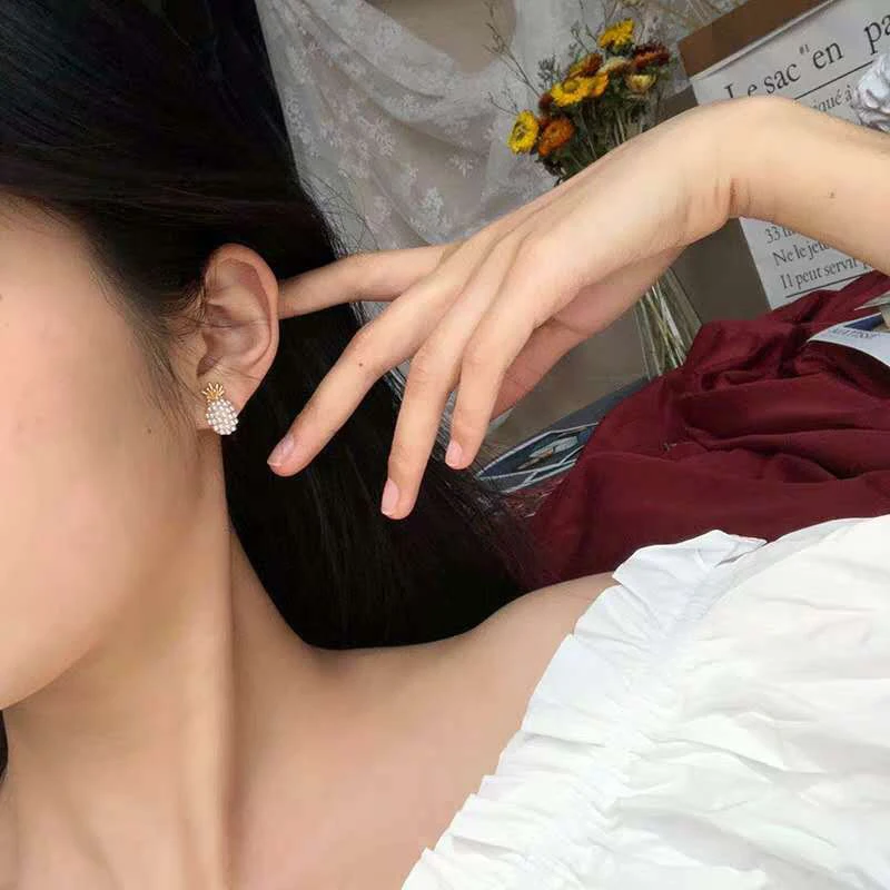 

Pineapple Pearl Silver Needle Stud Earrings Premium Sense Earrings Temperament Women's Earrings Women's Necklace Jewelry