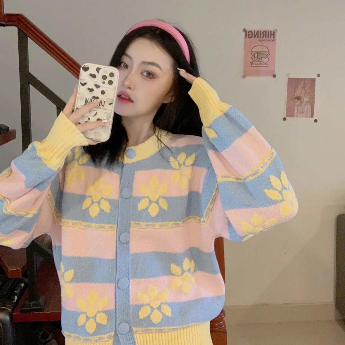 

KRSB Spring Autumn Women's Pink Striped Round Neck Single-Breasted Sweater Cardigan Long-Sleeved Loose Knit Sweater Sweet Style
