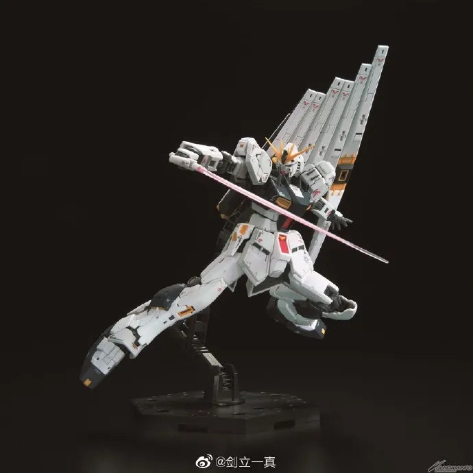 Bandai Gundam RG 1/144 RX-93 NU V собрать модель Наборы фигурки Детские игрушки